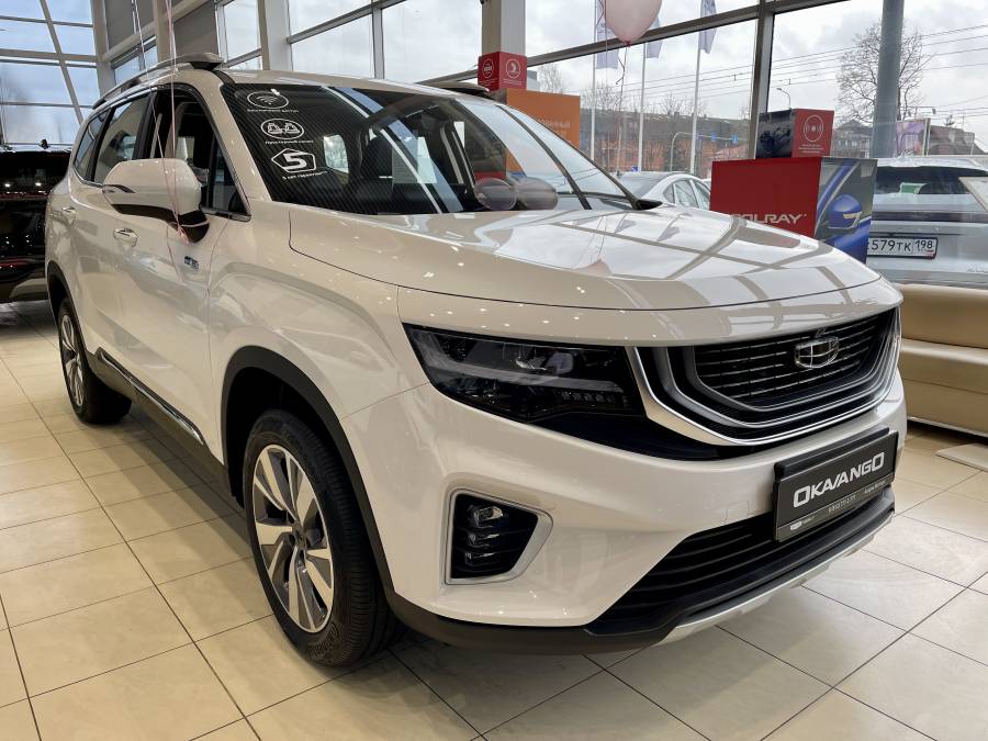 Автомобиль Geely Okavango